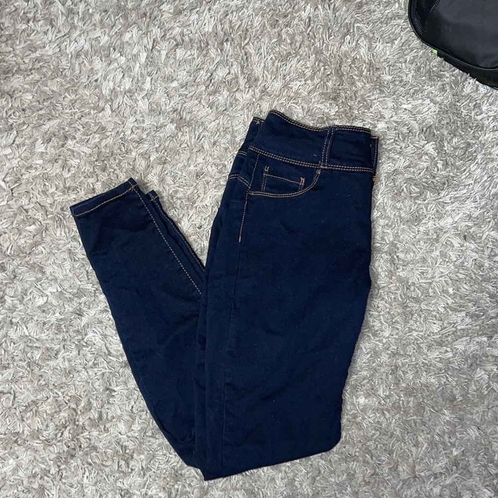 Wax butt jeans